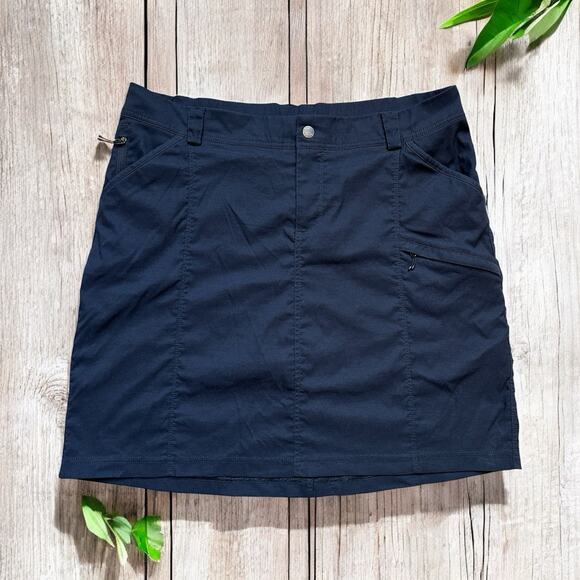 Duluth Trading Pants - Duluth Trading Co Dry on the Fly Skort Shorts + Skirt Black Women's Plus Size 18